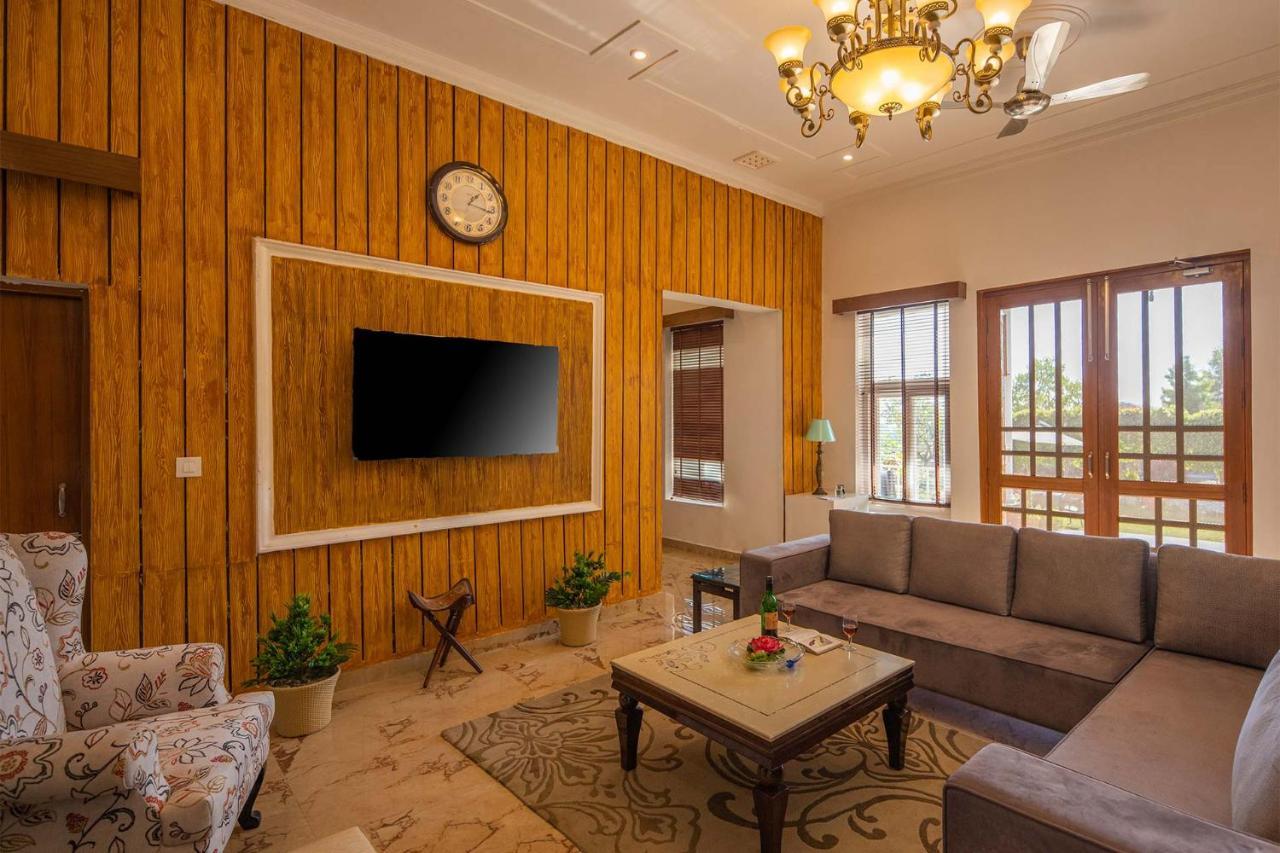 Stayvista At Silveroaks Cottage Dehradun Exterior foto